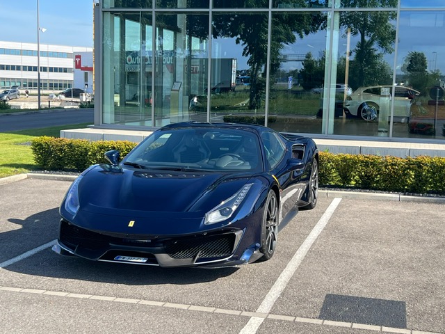 FERRARI_488_PISTA_SPIDER_TAILOR_MADE_3