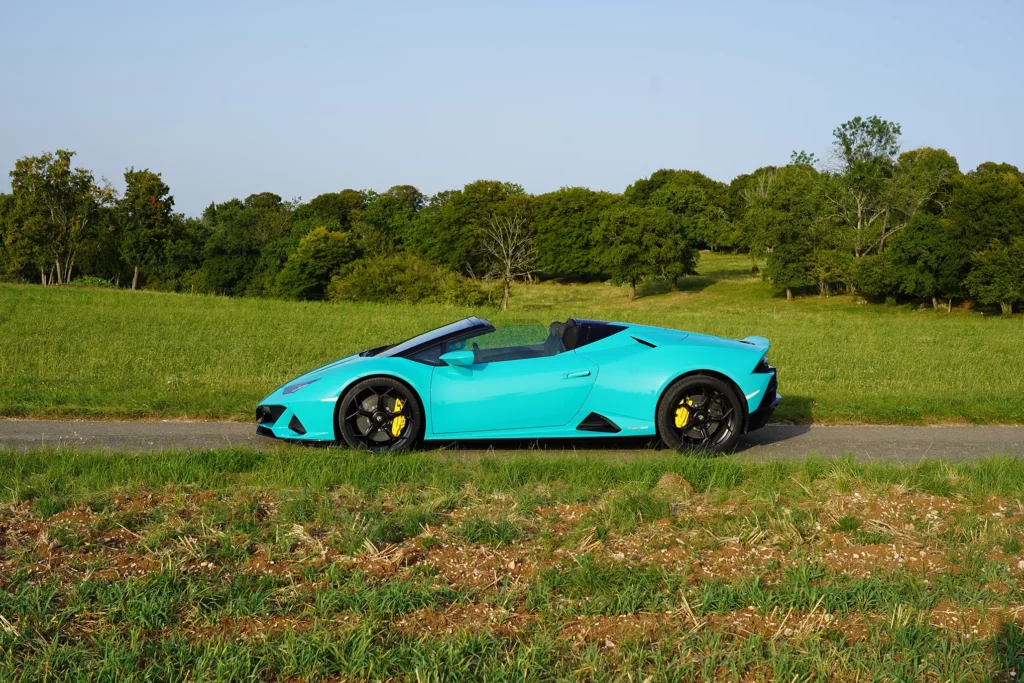 lamborghini_huracan_evo_spyder_4
